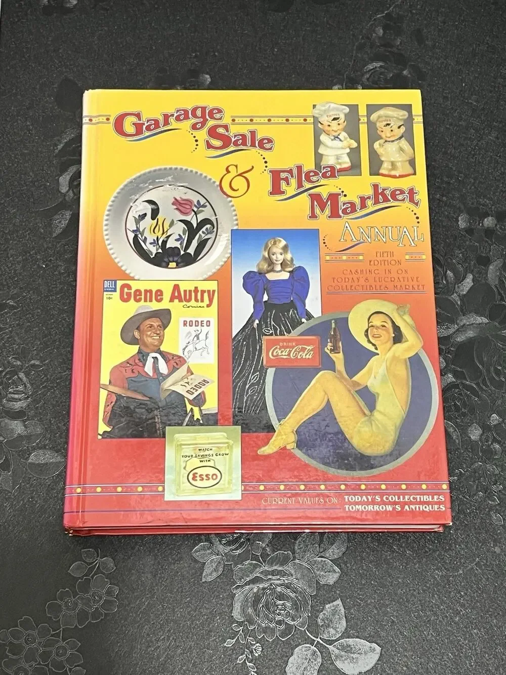 Garage Sale and Flea Market Annual Bob Huxford; Sharon Huxford 1997